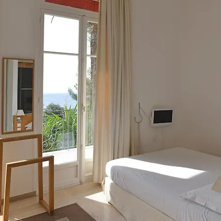 Apartment 3 Sea View Private Park And